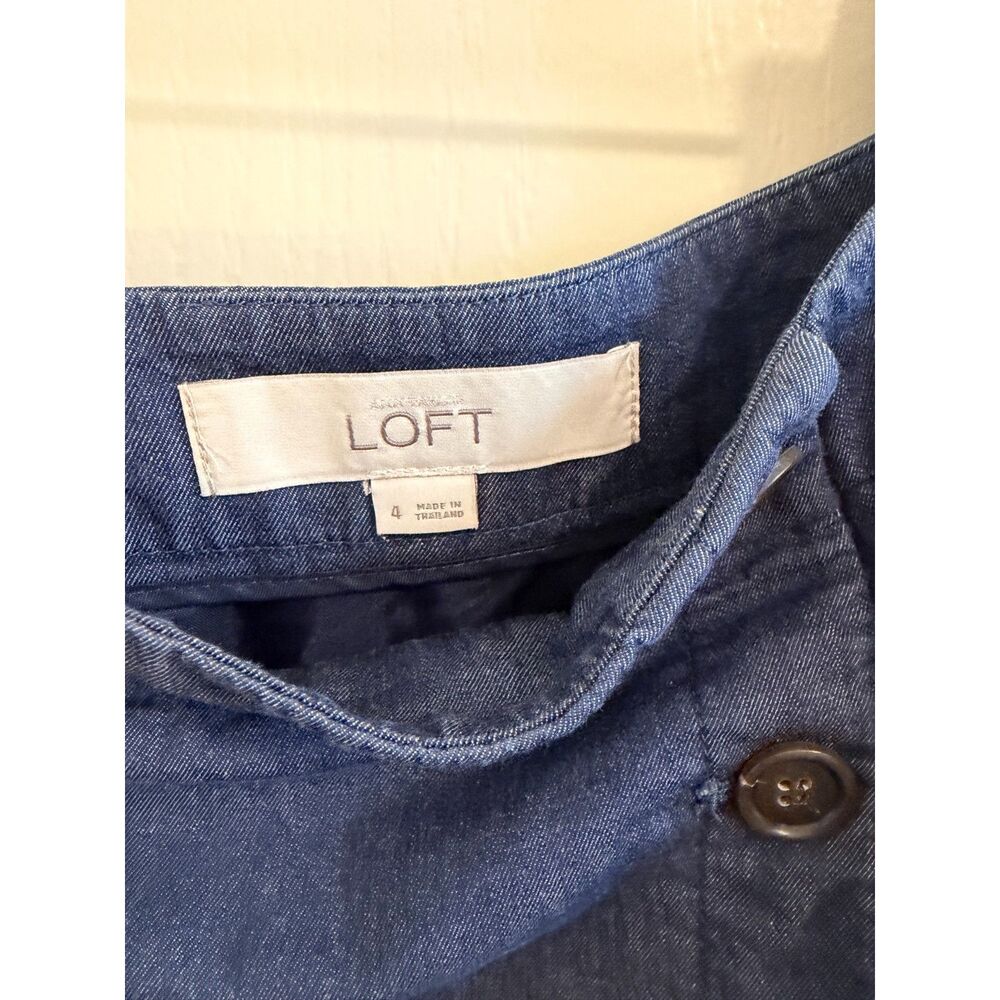 Ann Taylor LOFT Chambray Denim skirt Button Front Lined mid length S4 - Picture 4 of 8